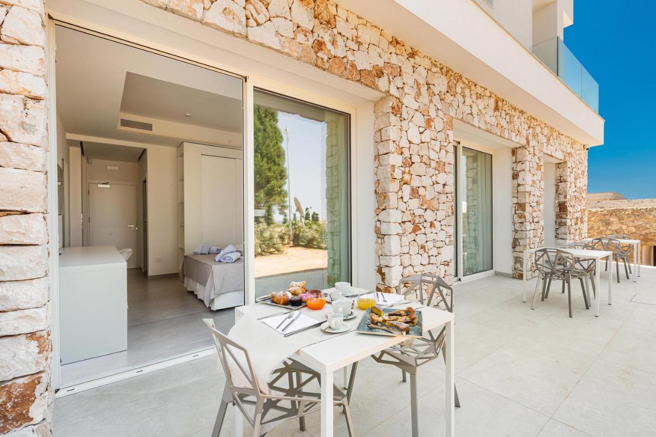 Perla Saracena Hotel&Restaurant by BarbarHouse Salve Ruang foto