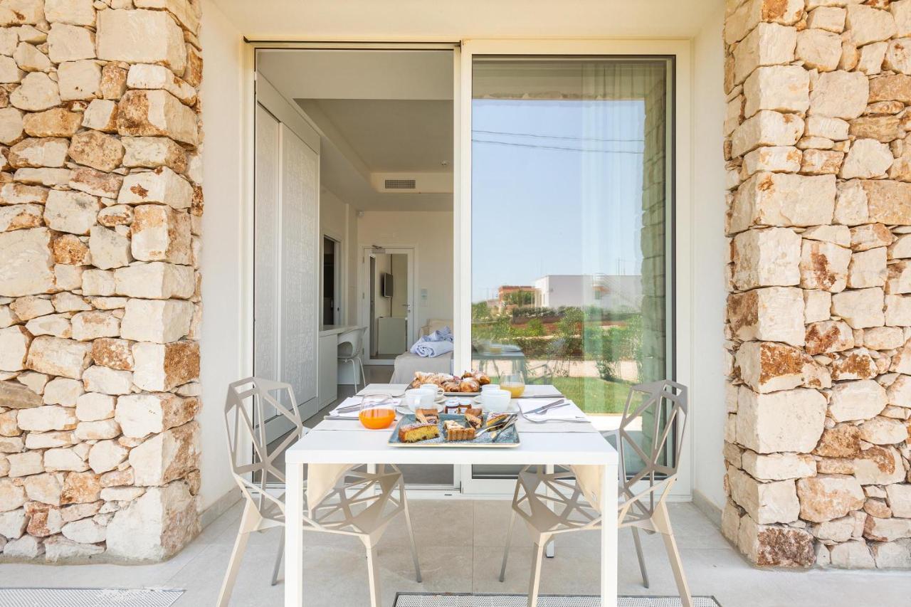 Perla Saracena Hotel&Restaurant by BarbarHouse Salve Bagian luar foto