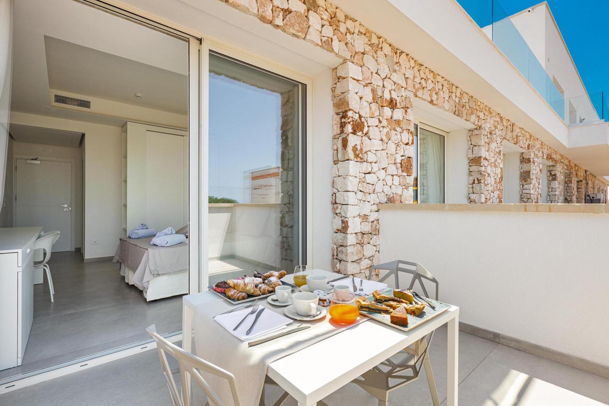 Perla Saracena Hotel&Restaurant by BarbarHouse Salve Ruang foto
